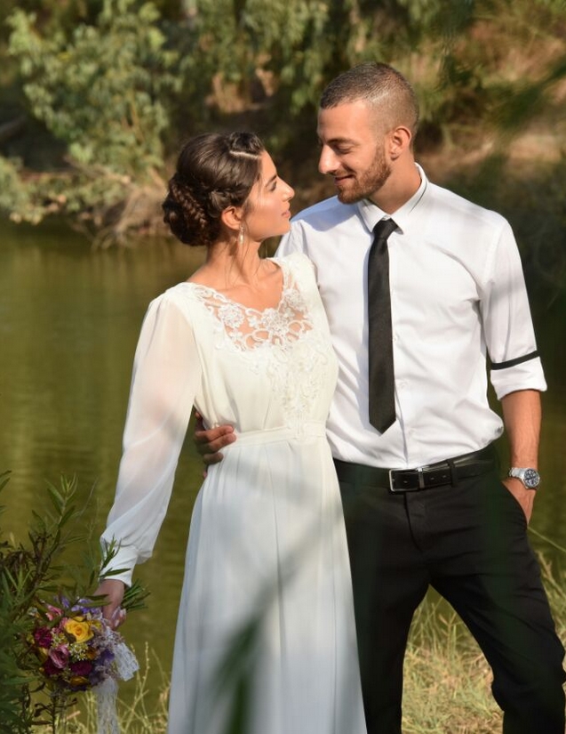 שיער אסוף שרון פור
