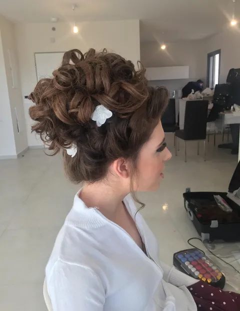 תסרוקת כלה בשיער אסוף - שרון פור